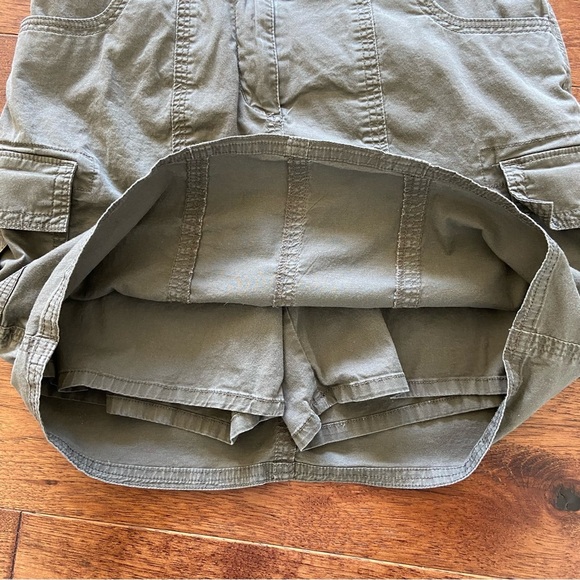 Y2K Jessica Olive Green Cargo Mini Skirt with Shorts - Picture 4 of 8